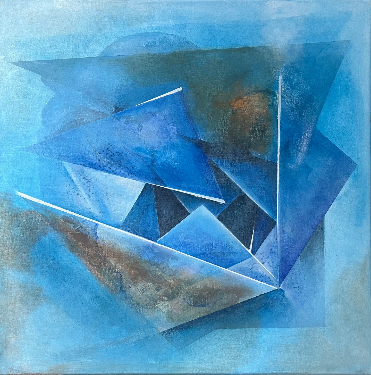 Pintura abstracta en azules con planos triangulares superpuestos