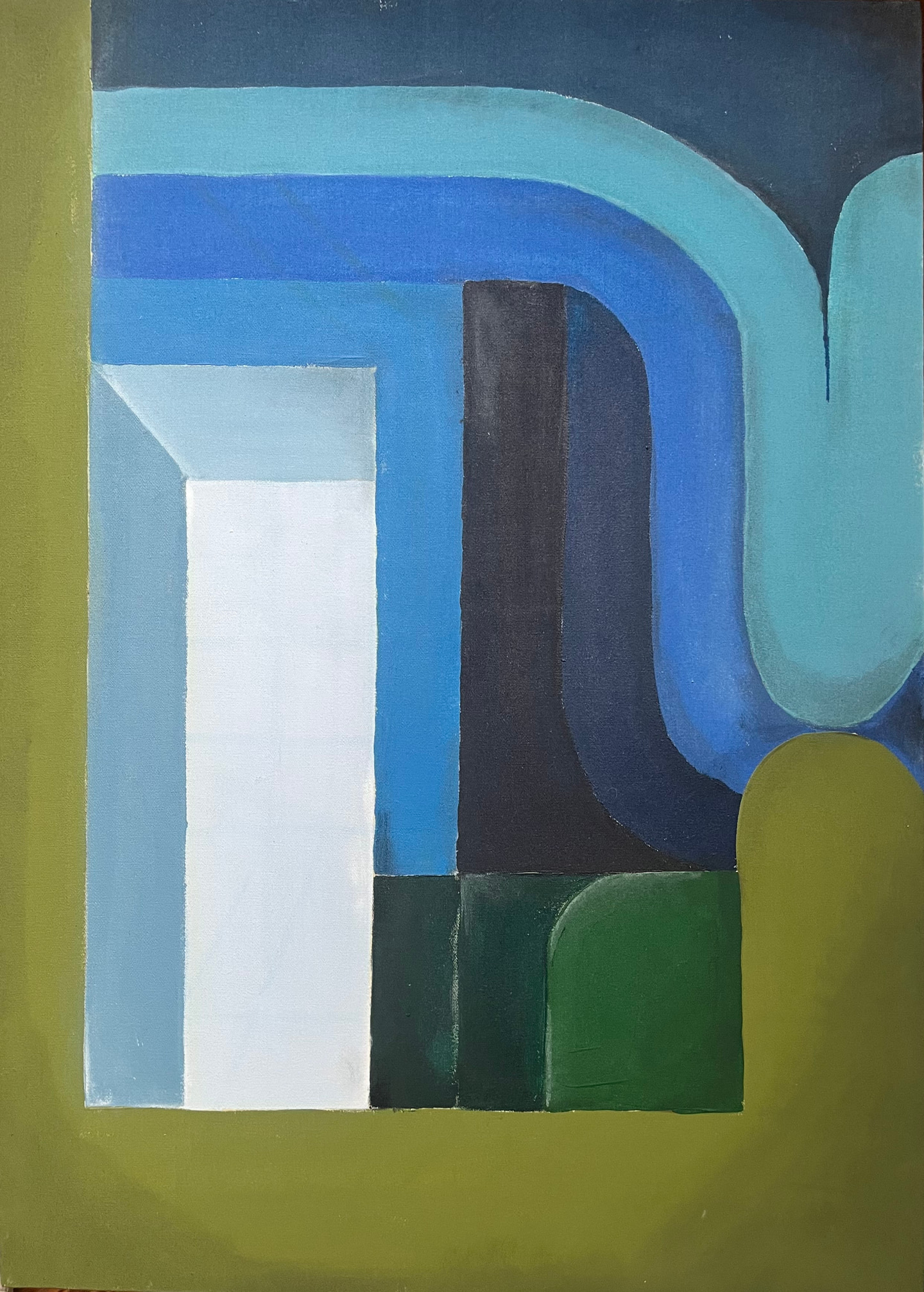 Pintura vertical con una banda azul curva sobre planos azules, blancos y verdes